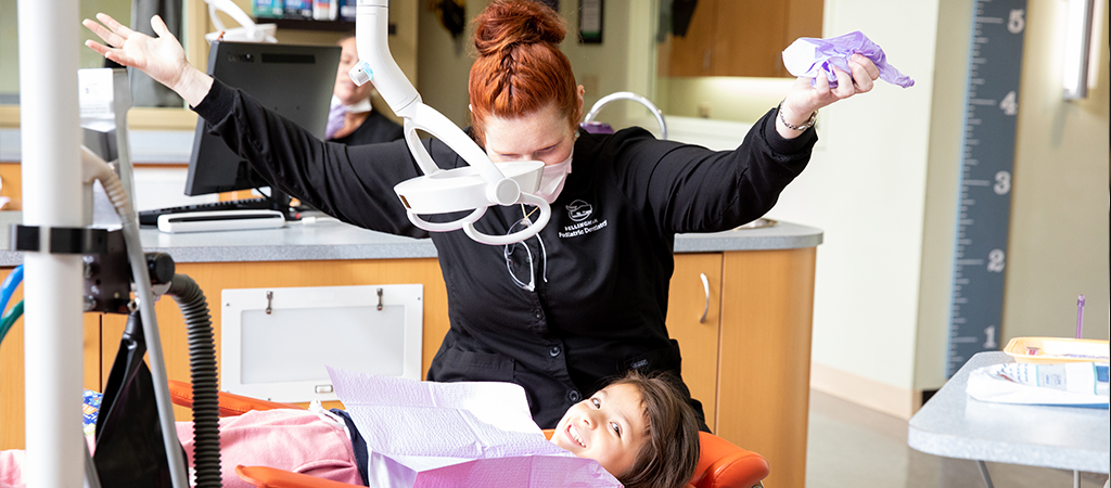 6 Ways a Dental Assistant Can Improve a Dental Practice 1